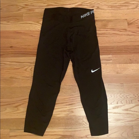Nike Pants - Nike Pro Legging